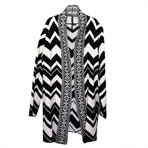 Ethyl Chevron Sweater Cardigan Medium